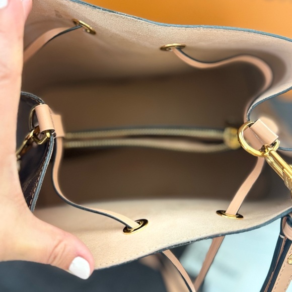 Louis Vuitton neonoe Damier Venus - Picture 7 of 14